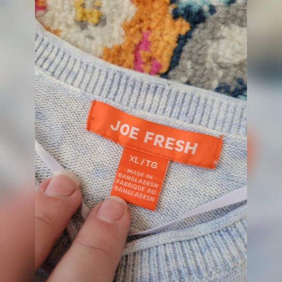 FREE W BUNDLE Joe Fresh marled pullover sweater - Picture 2 of 7